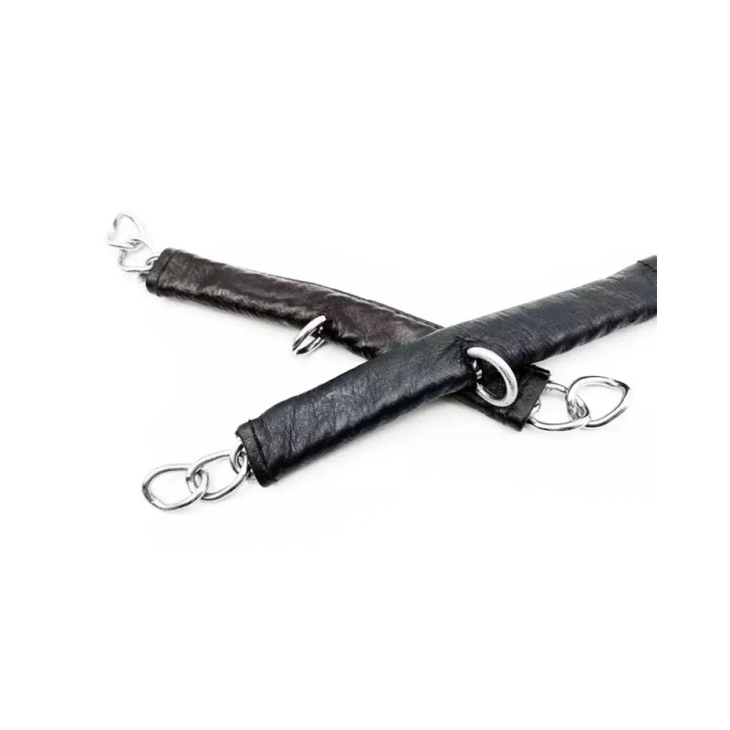 Leather Covered Curb Chain Fager