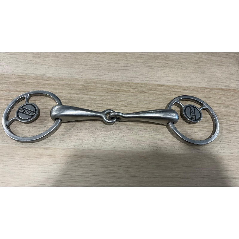Loose ring single jointed bit used