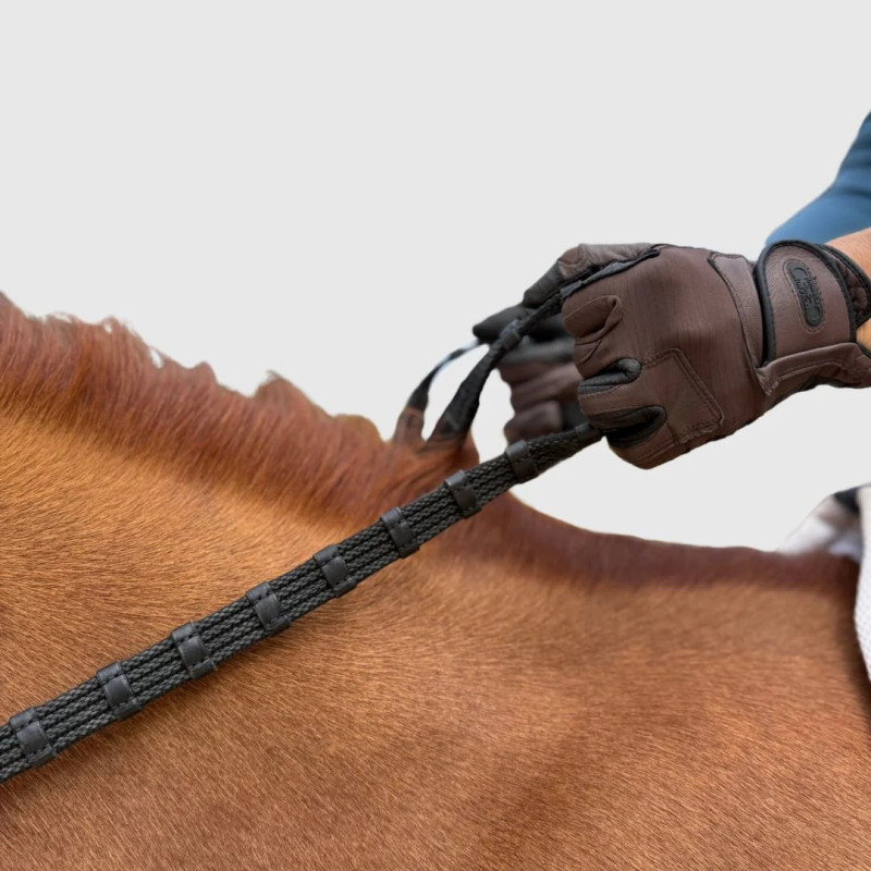 Sure Grip Rubber Rein with leather stops - Correct Connect