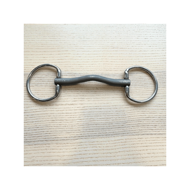 Sara Titanium Eggbutt Fixed rings used - Fager| Mors & More